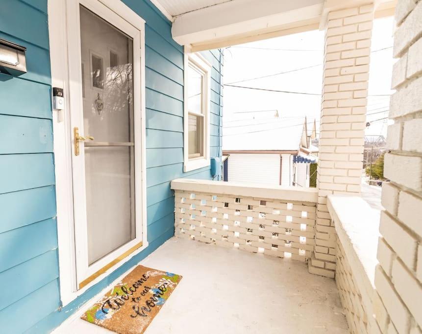 Cozy Riverfront Bungalow With Stunning Views Covington Esterno foto