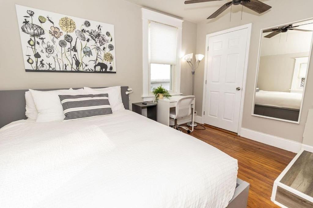 Cozy Riverfront Bungalow With Stunning Views Covington Esterno foto