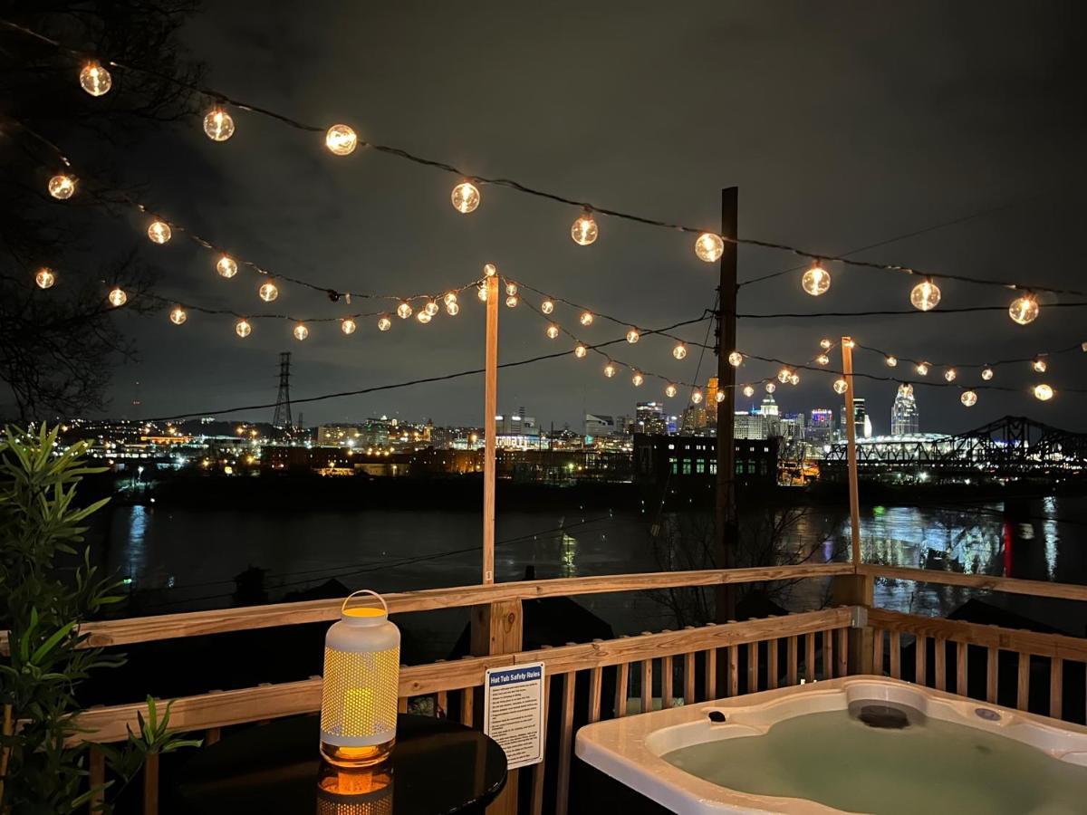 Cozy Riverfront Bungalow With Stunning Views Covington Esterno foto