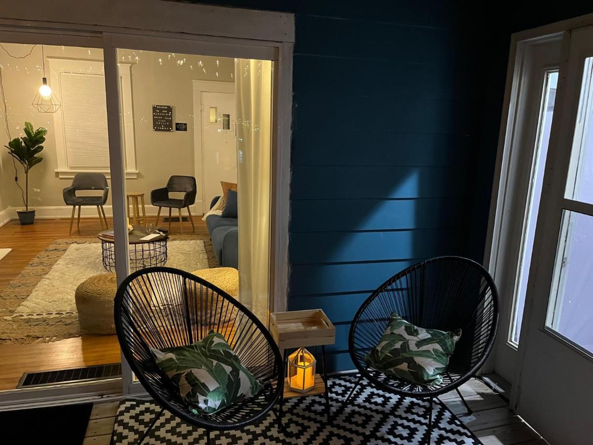 Cozy Riverfront Bungalow With Stunning Views Covington Esterno foto